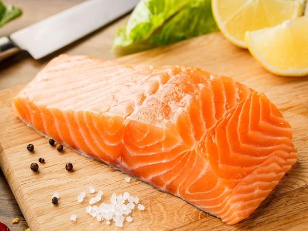 Nằm mơ thấy cá hồi đánh con gì? Đánh số mấy