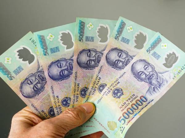 Ngủ mơ thấy tiền 500 nghìn tiết lộ gì về vận mệnh?