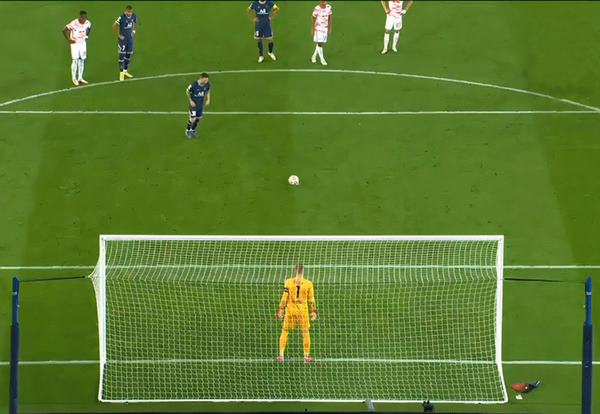 Trong kỹ thuật sút Panenka đâu là những yếu tố ảnh hưởng mạnh nhất