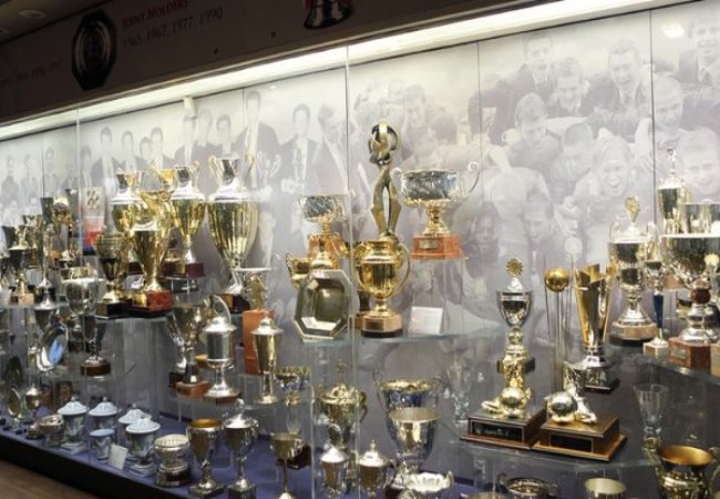 Manchester United có kho tàng chứa hơn 300 chiếc cup giải thưởng