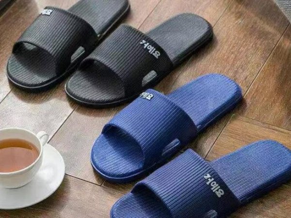 Nằm mơ thấy mua dép là điềm gì, dự báo tương lai ra sao?